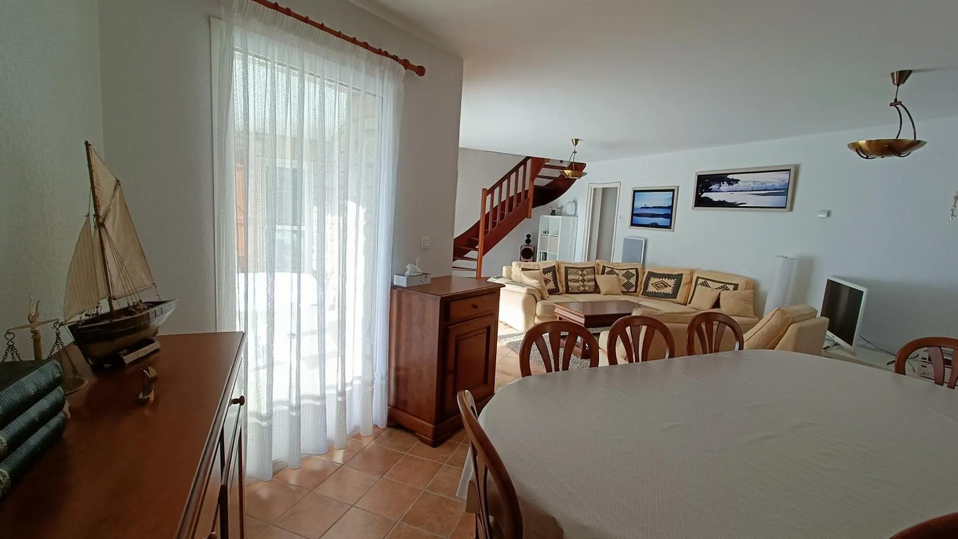 Villa Ref 089 Maison Standing Avec Jardin Et Internet Pour Dix Arzon