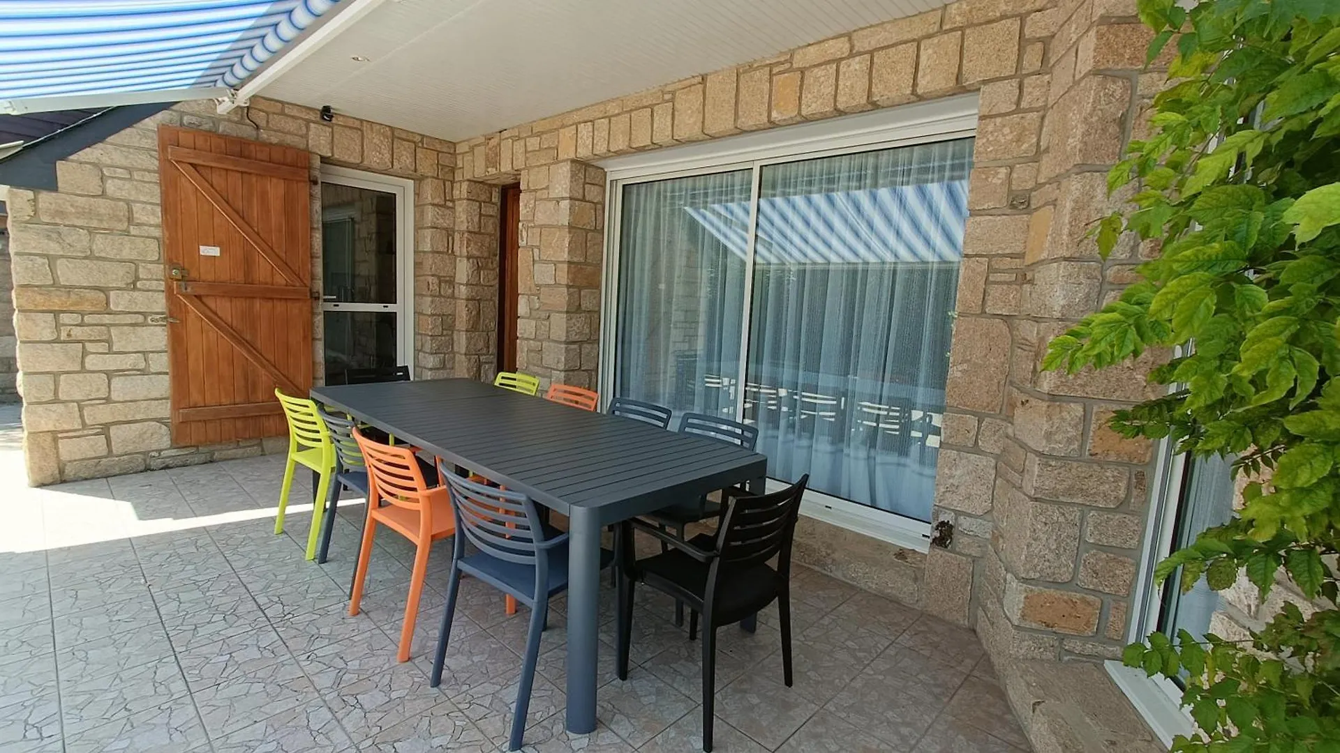 Ref 089 Maison Standing Avec Jardin Et Internet Pour Dix location